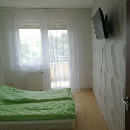 Tisza Parti Luxus Apartman Appartamento *