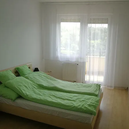 Tisza Parti Luxus Apartman